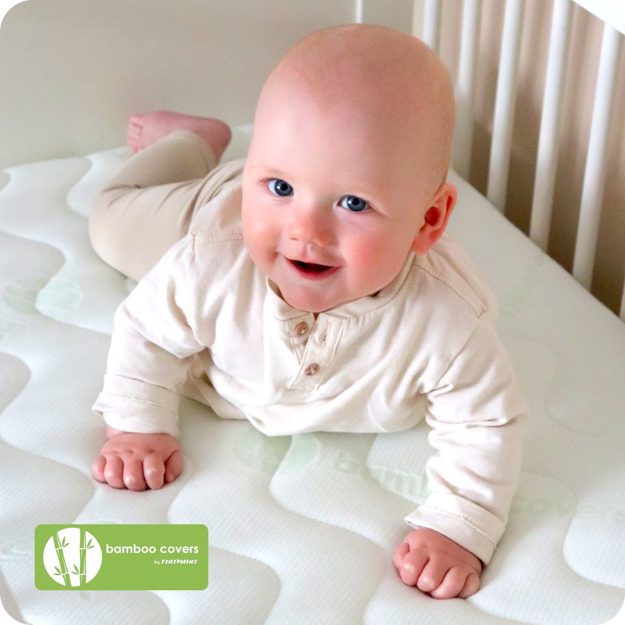 Niemowlę na materacu Fiki Miki Koko Natura Baby