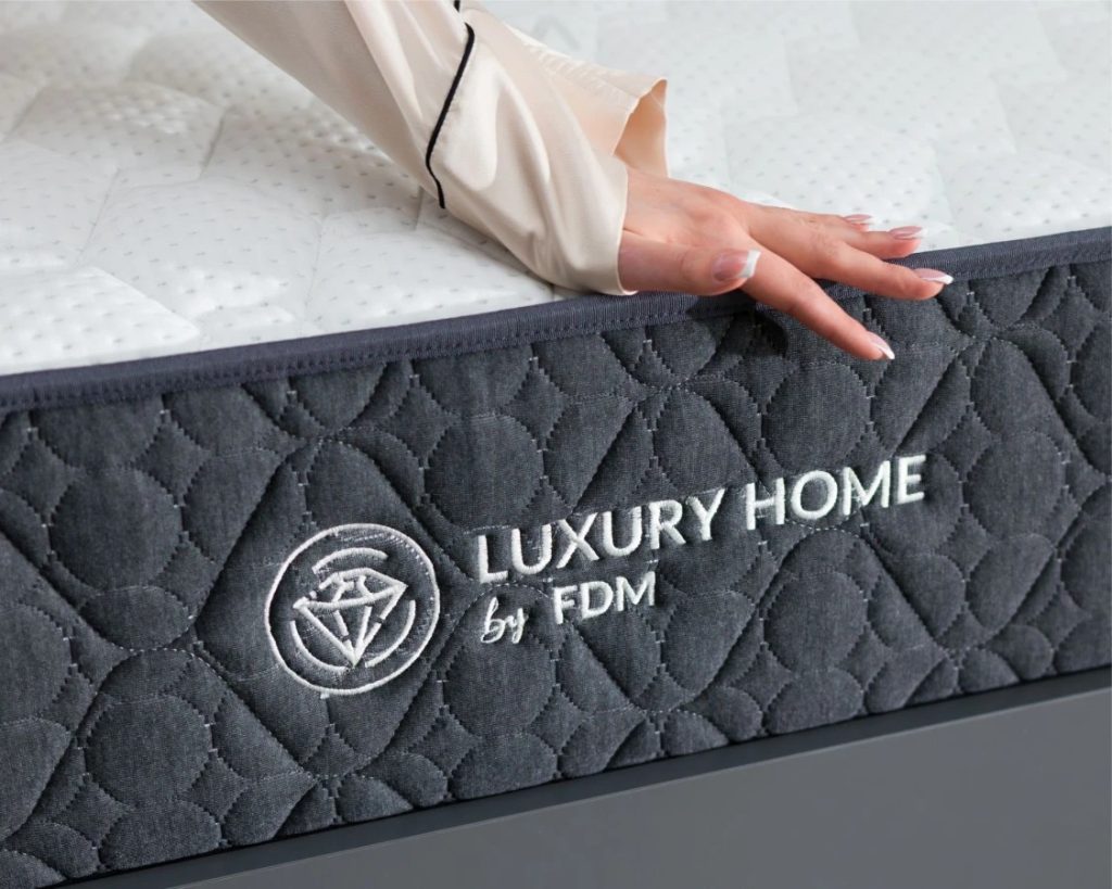 Materac FDM Comfort – pikowany bok pokrowca CASHMERE BORDER
